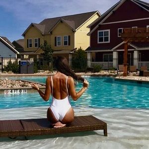 WHITE ONE PIECE SWIMSUIT